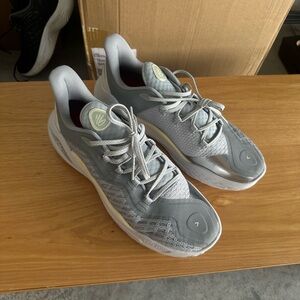 Steph Curry Under Armour basketball shoes